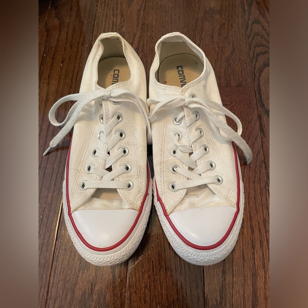 White Low Top Converse Sneakers